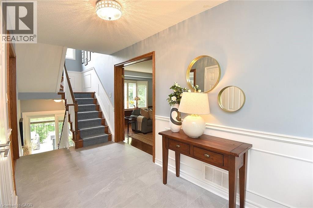 34 Howard Boulevard, Waterdown, Ontario  L8B 0G3 - Photo 7 - 40840763
