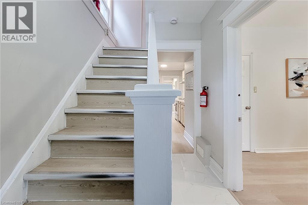 7 Norfolk Street N, Hamilton, Ontario  L8S 3J9 - Photo 14 - 40838972