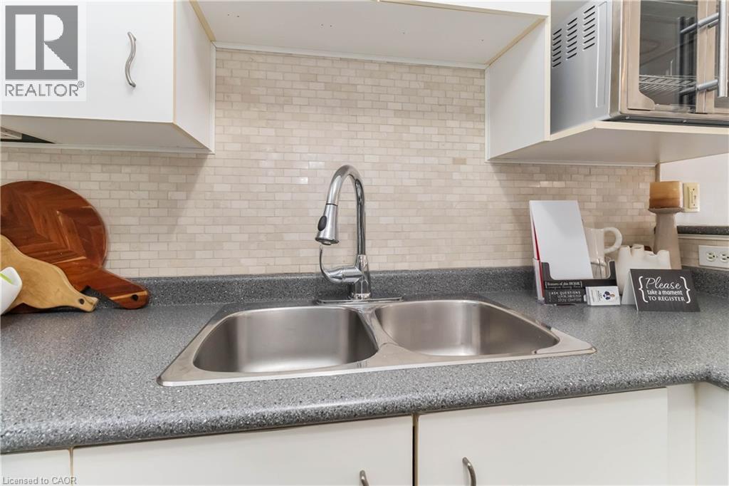 4015 Kilmer Drive Unit# 110, Burlington, Ontario  L7M 4M4 - Photo 21 - 40841280