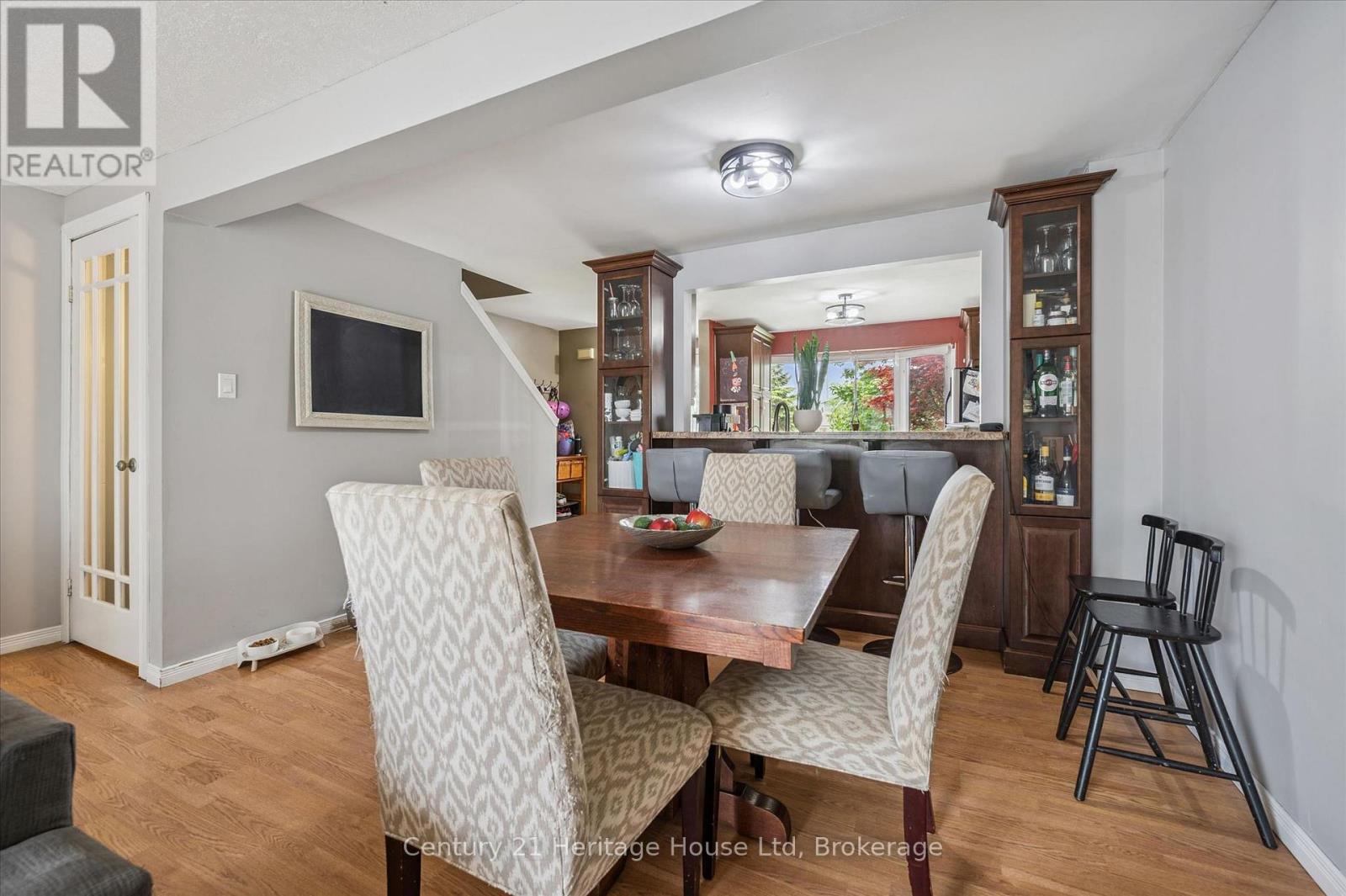 279 Strathallan Street, Centre Wellington, Ontario  N1M 3L6 - Photo 14 - X13463982