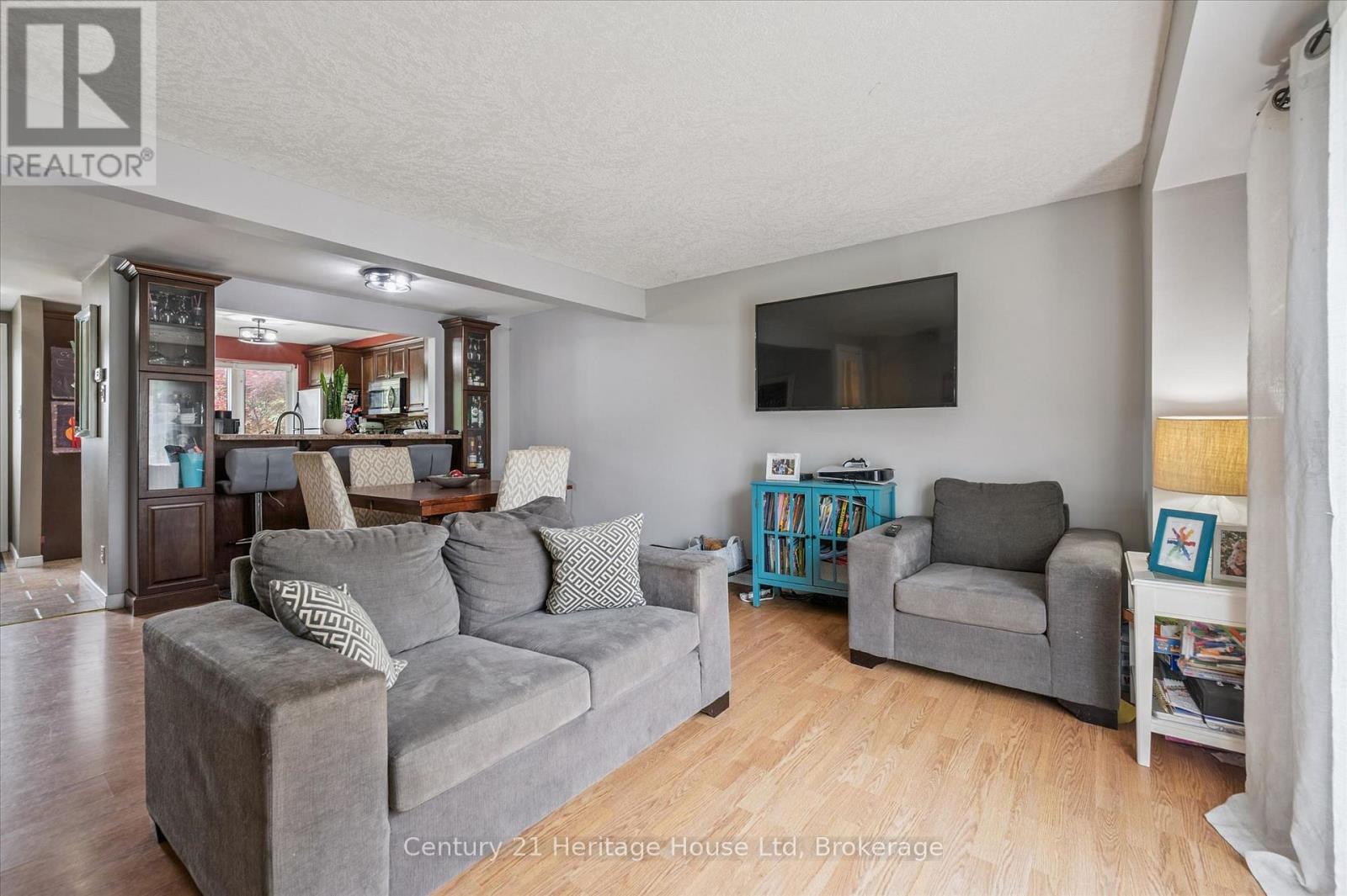 279 Strathallan Street, Centre Wellington, Ontario  N1M 3L6 - Photo 16 - X13463982