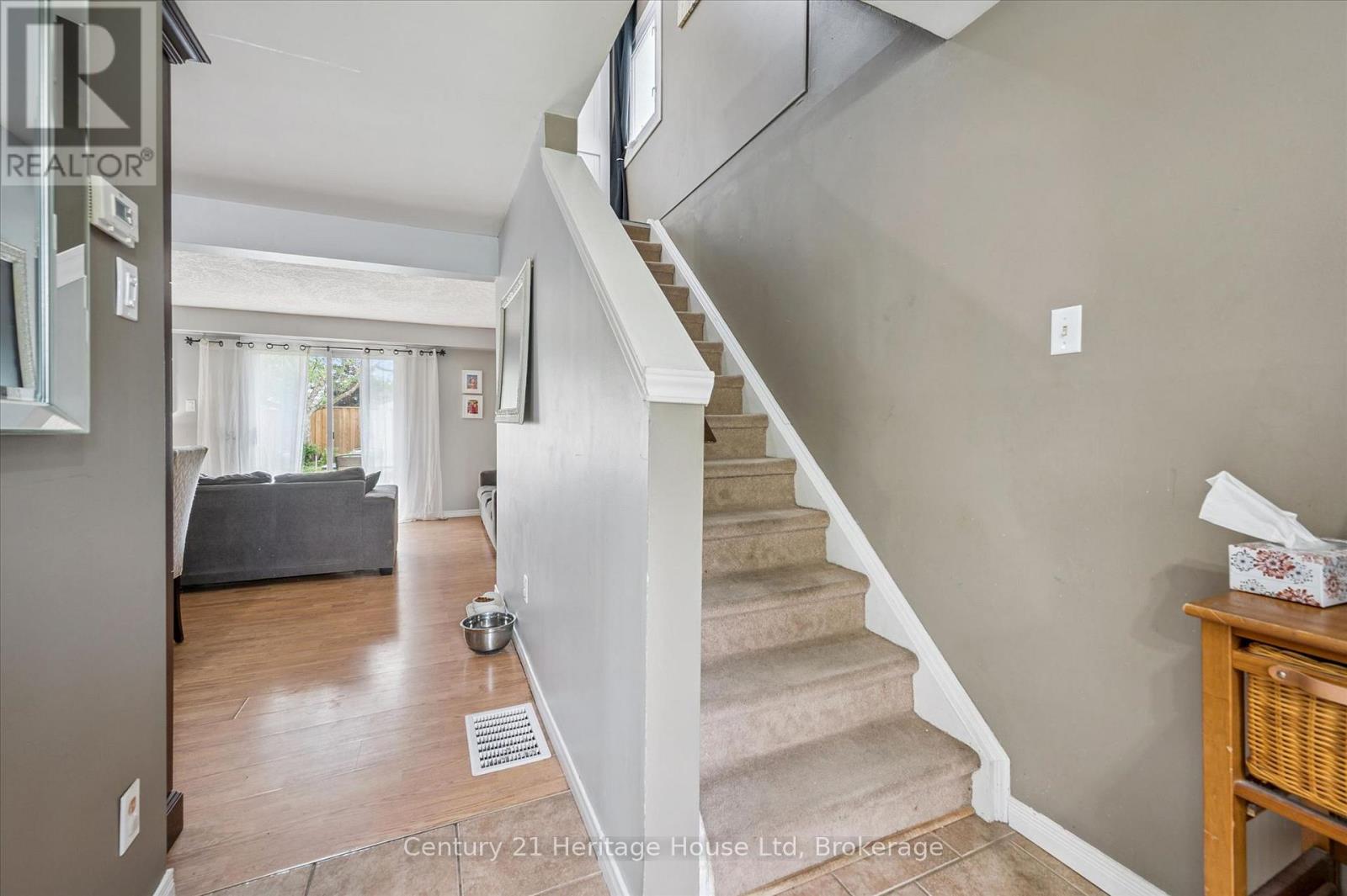 279 Strathallan Street, Centre Wellington, Ontario  N1M 3L6 - Photo 19 - X13463982