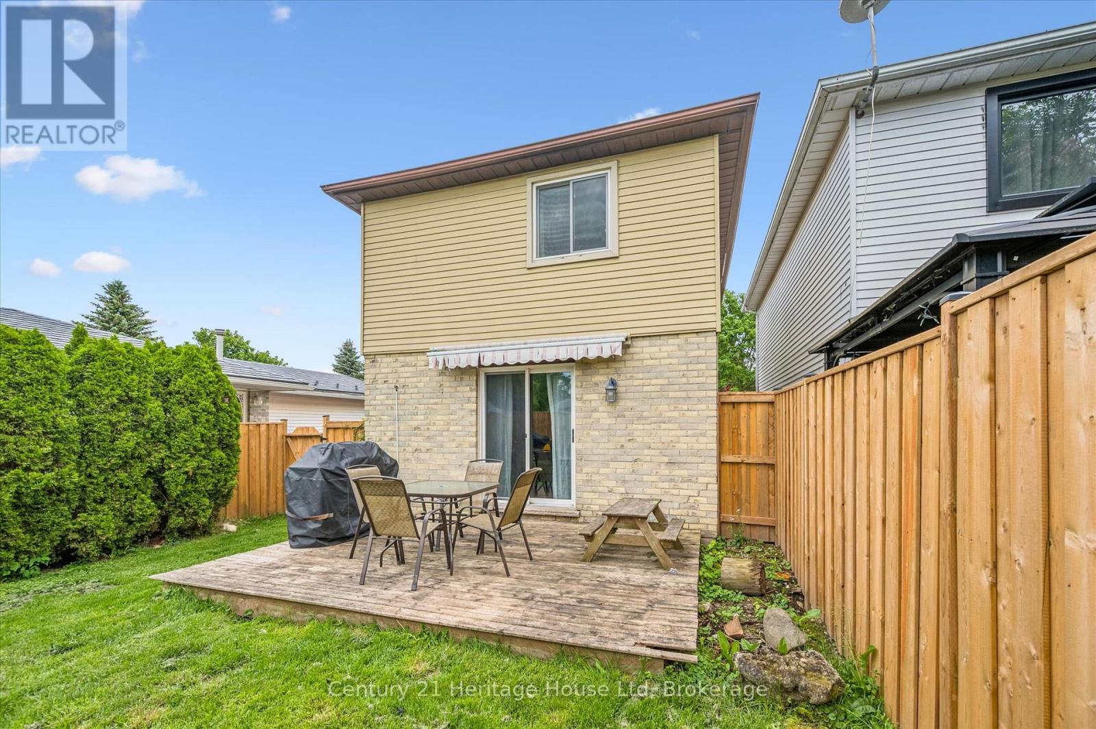 279 Strathallan Street, Centre Wellington, Ontario  N1M 3L6 - Photo 38 - X13463982
