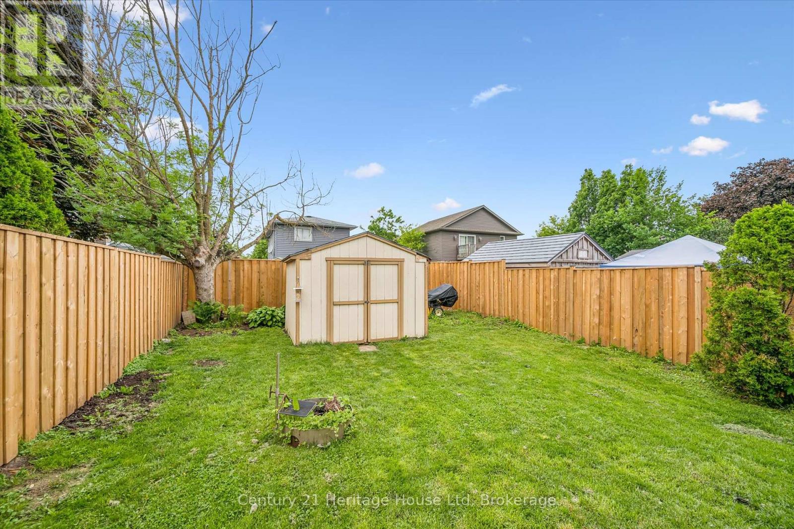 279 Strathallan Street, Centre Wellington, Ontario  N1M 3L6 - Photo 40 - X13463982