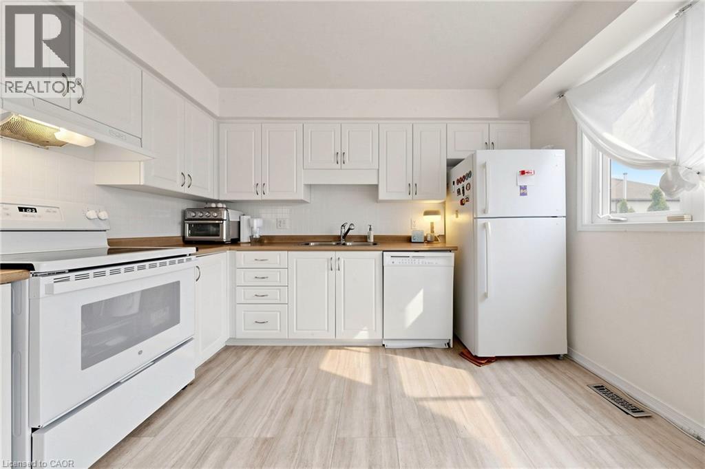 110 Activa Avenue Unit# A5, Kitchener, Ontario  N2E 4K4 - Photo 10 - 40841312
