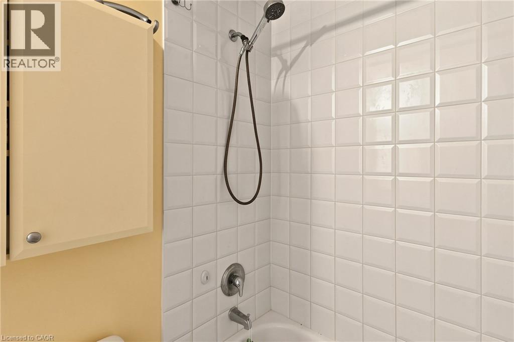 110 Activa Avenue Unit# A5, Kitchener, Ontario  N2E 4K4 - Photo 33 - 40841312