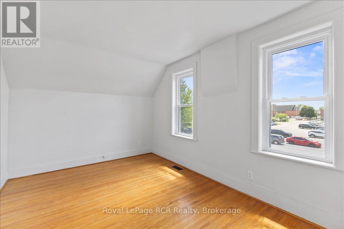 503 10th Avenue, Hanover, Ontario  N4N 2P2 - Photo 26 - X13464498