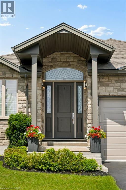 30 Duncan Court, Fergus, Ontario  N1M 0E9 - Photo 3 - 40837916
