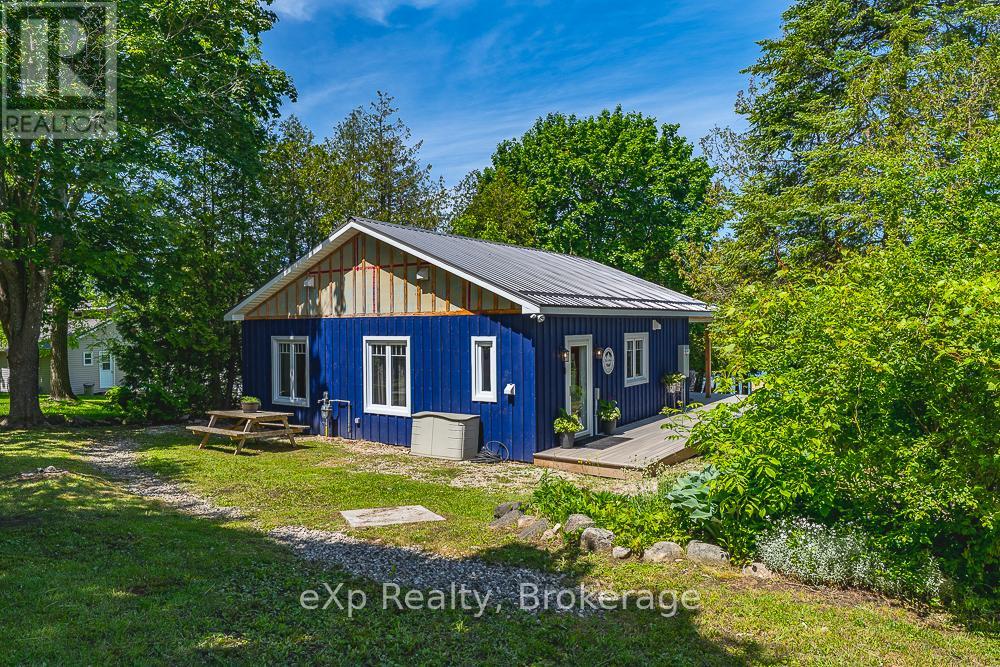 141 Wilson Drive, Georgian Bluffs, Ontario  N0H 2T0 - Photo 3 - X13464666
