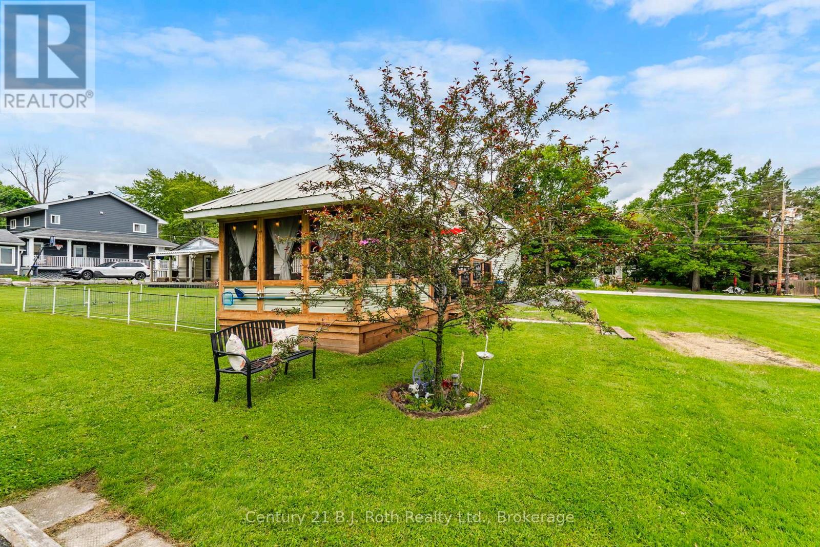 21 Maple Street, Tay, Ontario  L0K 2A0 - Photo 45 - S13464912