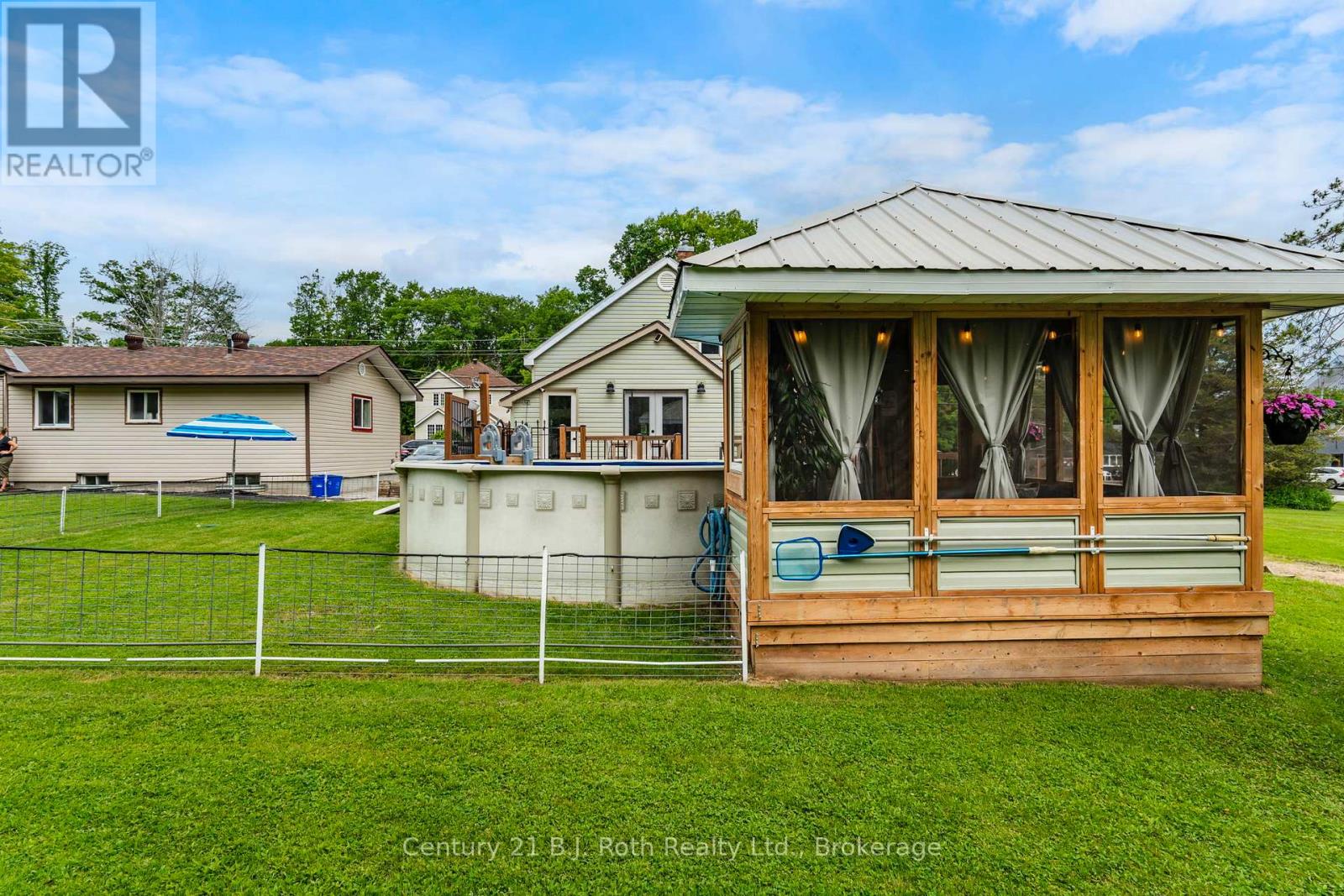 21 Maple Street, Tay, Ontario  L0K 2A0 - Photo 46 - S13464912