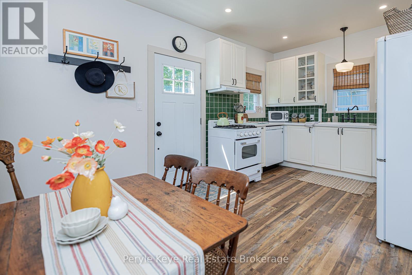 14 Milton Street, Bracebridge, Ontario  P1L 1G8 - Photo 14 - X13465600