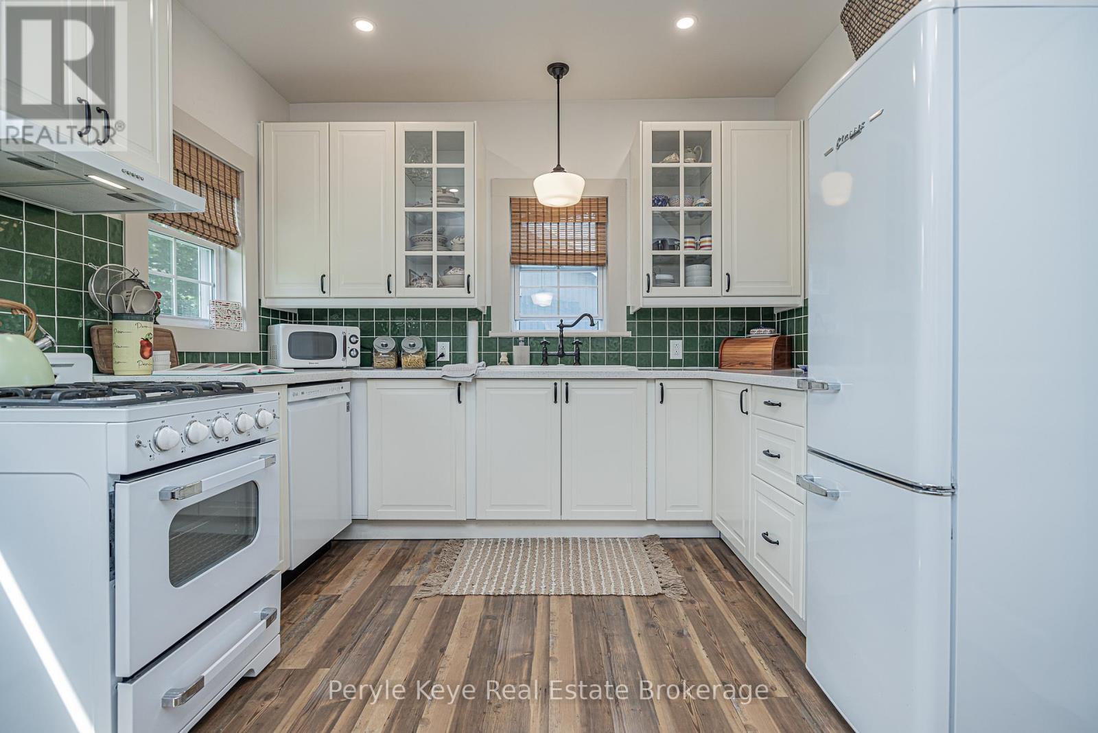 14 Milton Street, Bracebridge, Ontario  P1L 1G8 - Photo 15 - X13465600
