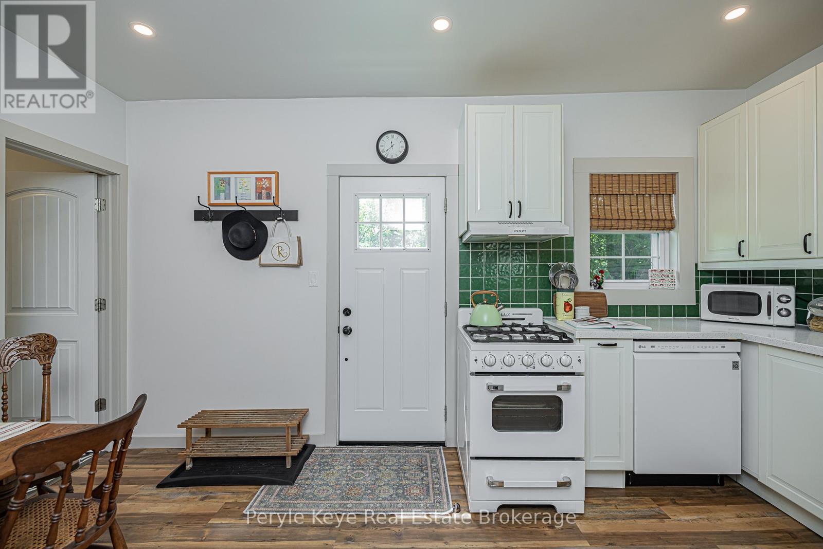14 Milton Street, Bracebridge, Ontario  P1L 1G8 - Photo 18 - X13465600
