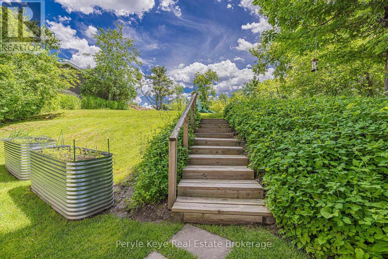 14 Milton Street, Bracebridge, Ontario  P1L 1G8 - Photo 36 - X13465600
