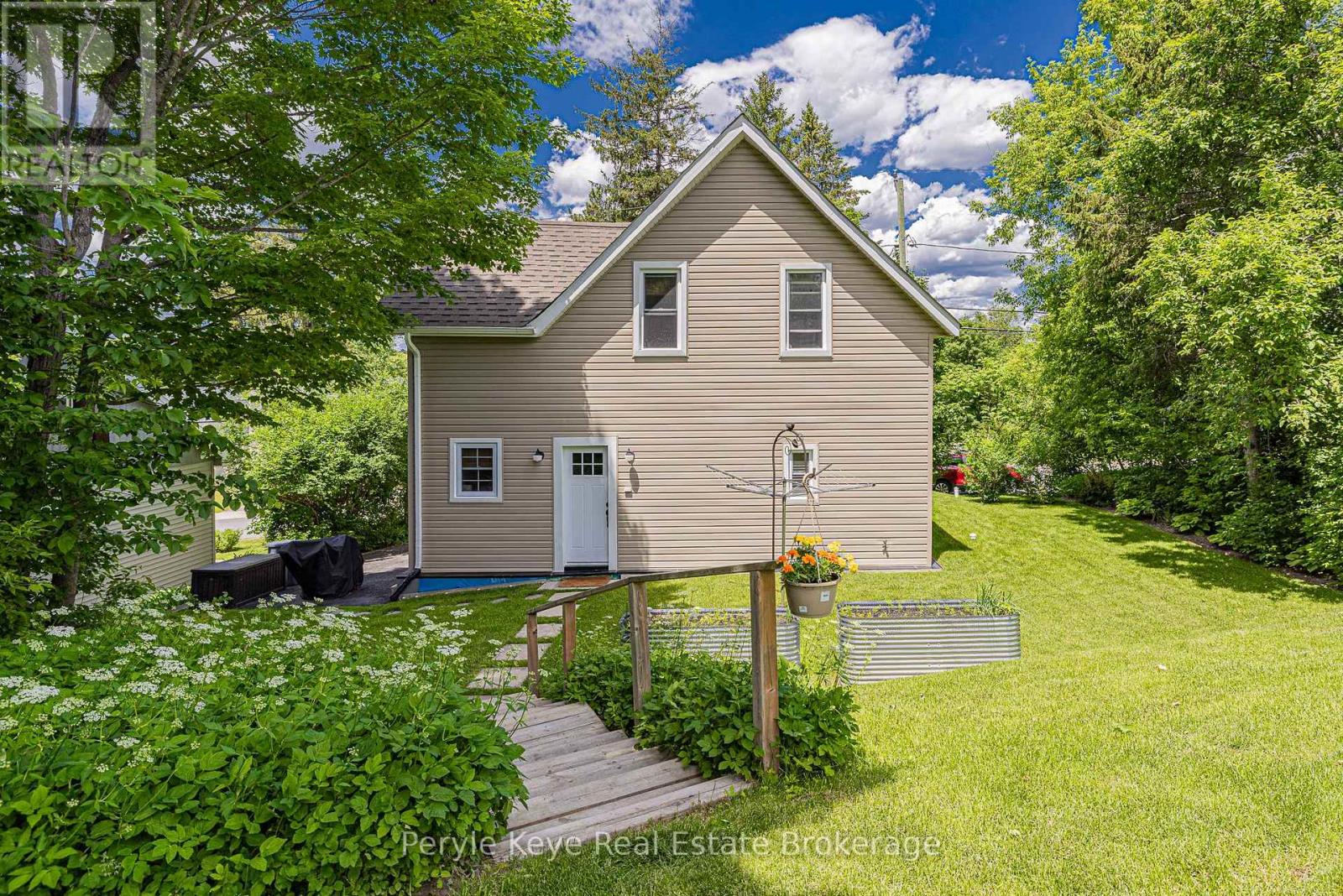 14 Milton Street, Bracebridge, Ontario  P1L 1G8 - Photo 38 - X13465600