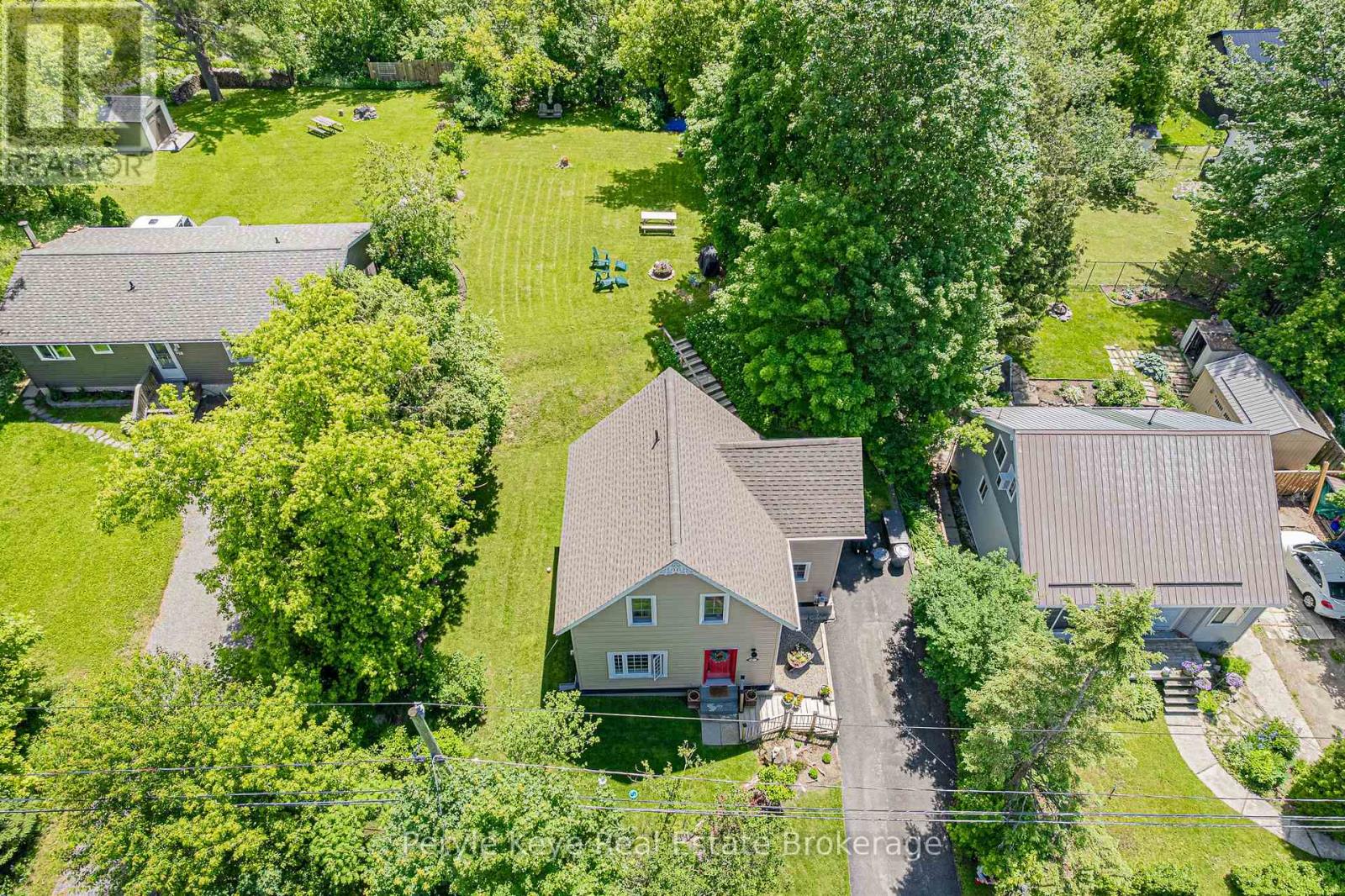 14 Milton Street, Bracebridge, Ontario  P1L 1G8 - Photo 4 - X13465600