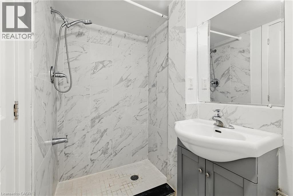 310 Southill Drive, Kitchener, Ontario  N2A 2R1 - Photo 16 - 40841186