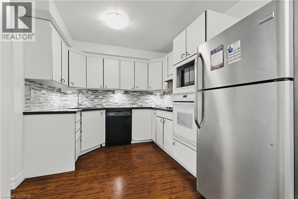 310 Southill Drive, Kitchener, Ontario  N2A 2R1 - Photo 6 - 40841186