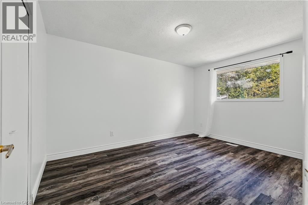 310 Southill Drive, Kitchener, Ontario  N2A 2R1 - Photo 8 - 40841186