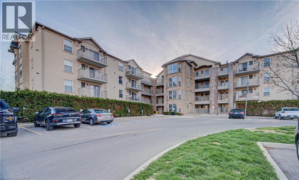 1490 Bishops Gate Unit# 106, Oakville, Ontario  L6M 4N3 - Photo 2 - 40841373