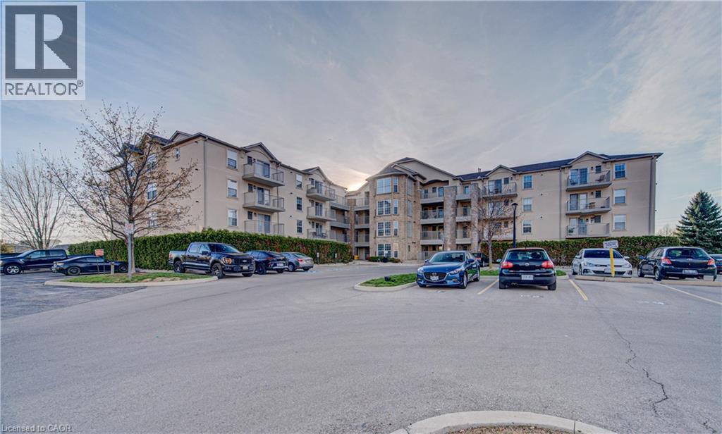 1490 Bishops Gate Unit# 106, Oakville, Ontario  L6M 4N3 - Photo 3 - 40841373