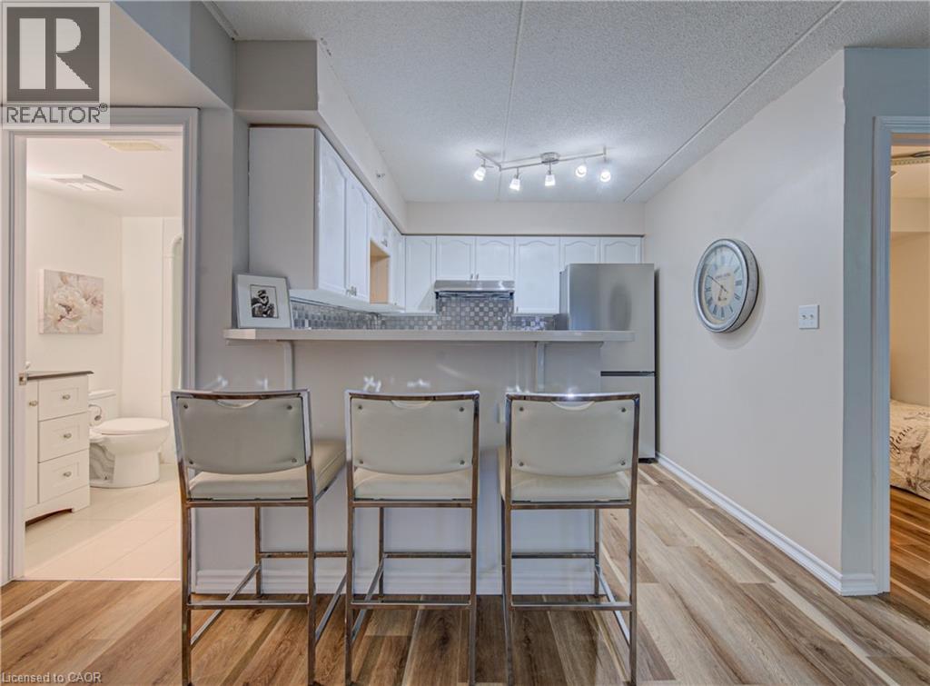 1490 Bishops Gate Unit# 106, Oakville, Ontario  L6M 4N3 - Photo 9 - 40841373