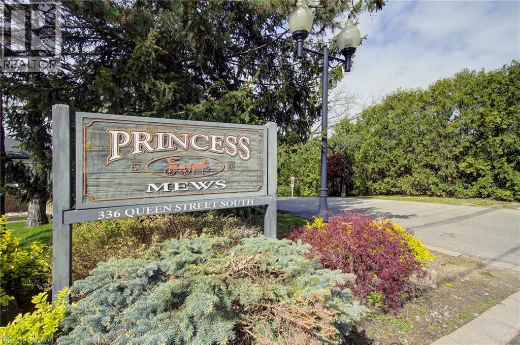 336 Queen Street S Unit# 14, Mississauga, Ontario  L5M 1M2 - Photo 2 - 40841239