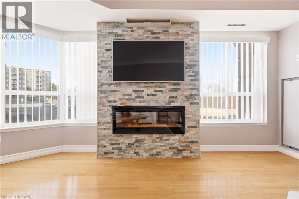 2085 Amherst Heights Drive Unit# 209, Burlington, Ontario  L7P 5C2 - Photo 16 - 40841304
