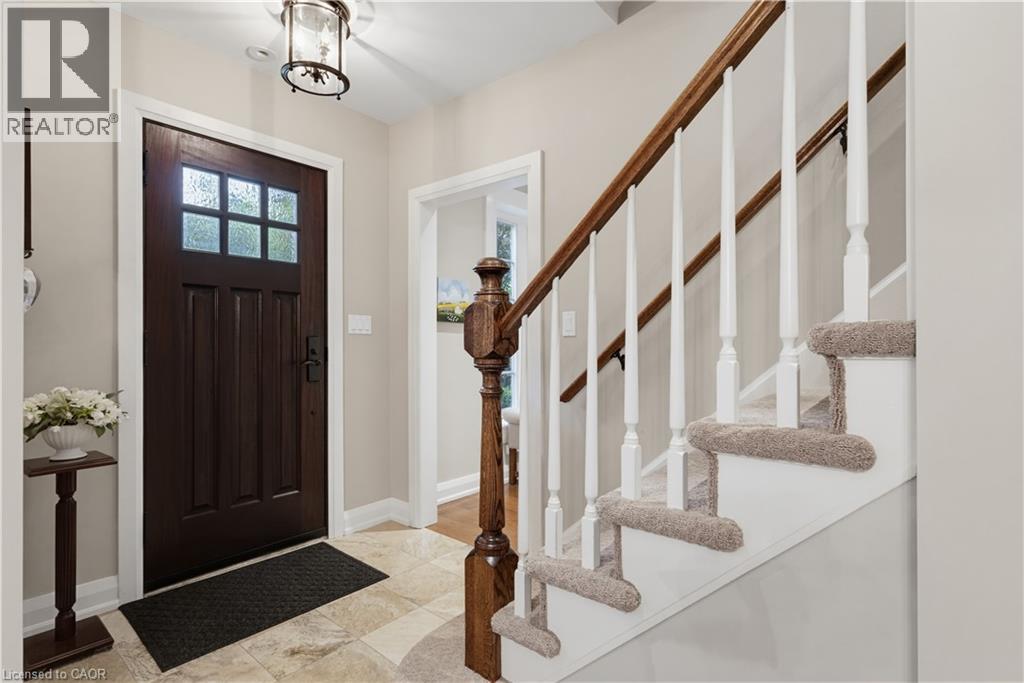 339 Smith Avenue, Burlington, Ontario  L7R 2T9 - Photo 4 - 40841020