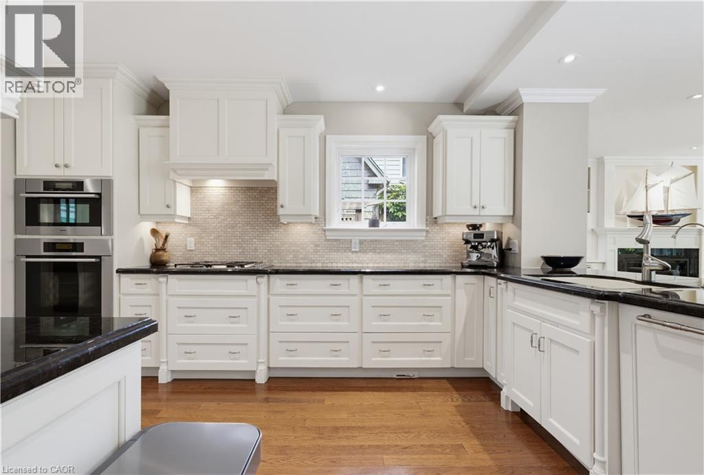 339 Smith Avenue, Burlington, Ontario  L7R 2T9 - Photo 6 - 40841020
