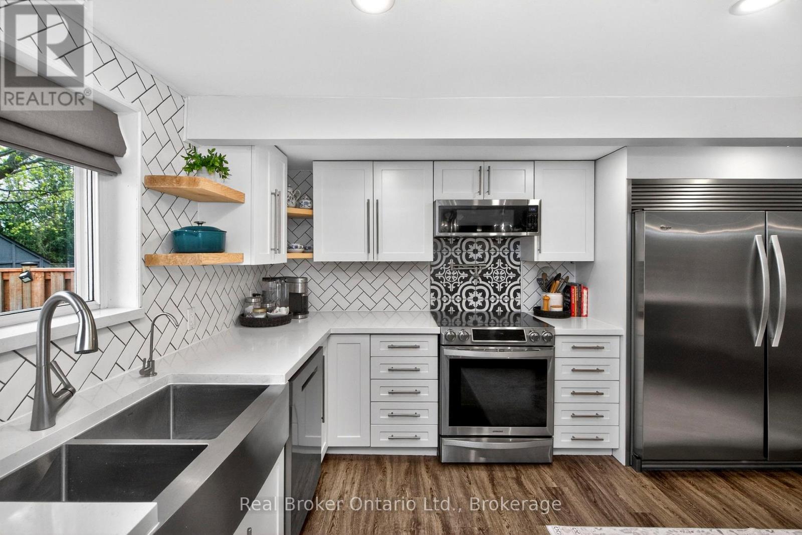 2307 Somers Boulevard, Innisfil, Ontario  L9S 2E8 - Photo 6 - N13465890