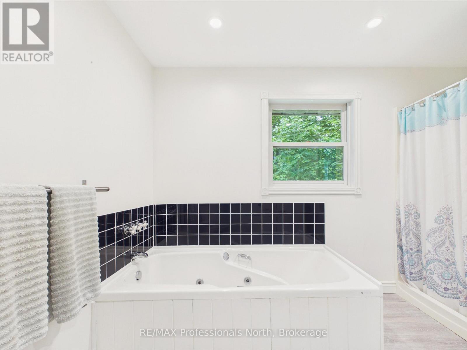 1130 Cedar Lane, Bracebridge, Ontario  P1L 1L5 - Photo 13 - X13465884