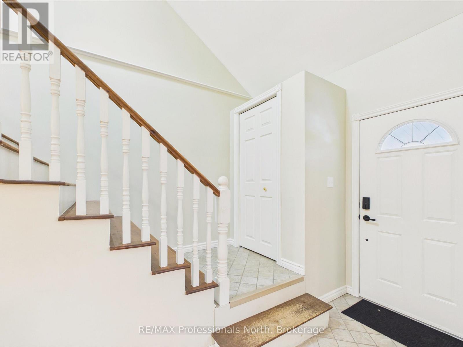 1130 Cedar Lane, Bracebridge, Ontario  P1L 1L5 - Photo 5 - X13465884