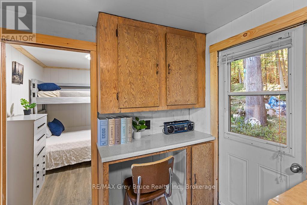 609 Stokes Bay Road, Northern Bruce Peninsula, Ontario  N0H 2M0 - Photo 10 - X13465936