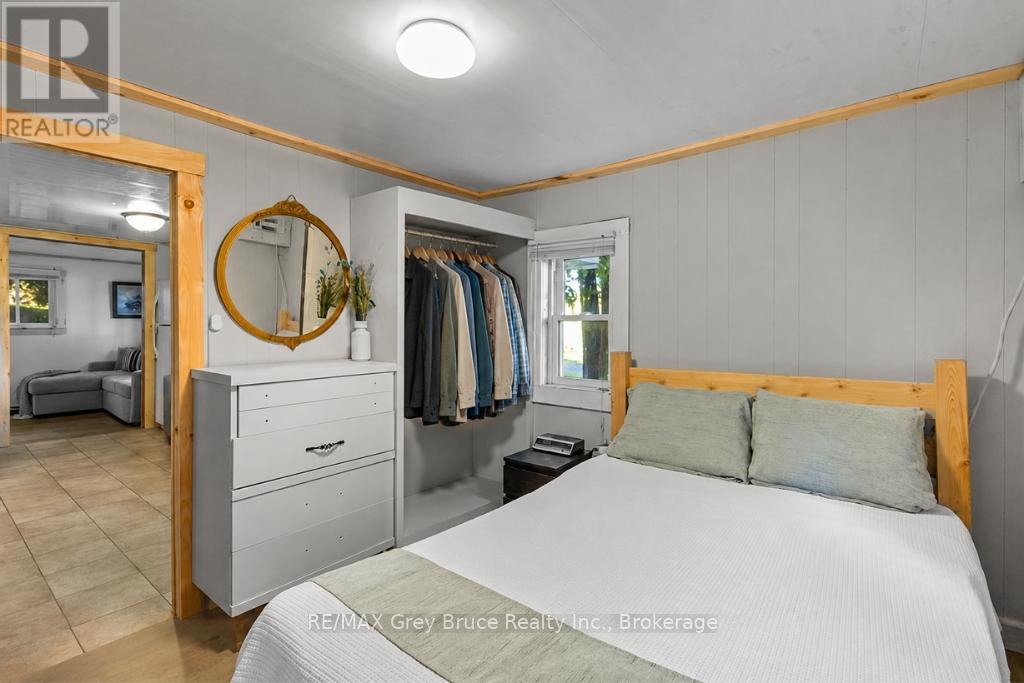 609 Stokes Bay Road, Northern Bruce Peninsula, Ontario  N0H 2M0 - Photo 15 - X13465936