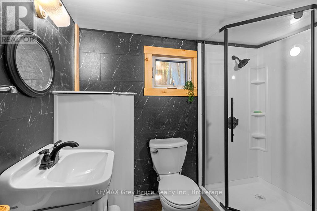 609 Stokes Bay Road, Northern Bruce Peninsula, Ontario  N0H 2M0 - Photo 18 - X13465936