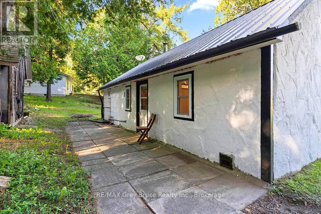 609 Stokes Bay Road, Northern Bruce Peninsula, Ontario  N0H 2M0 - Photo 21 - X13465936