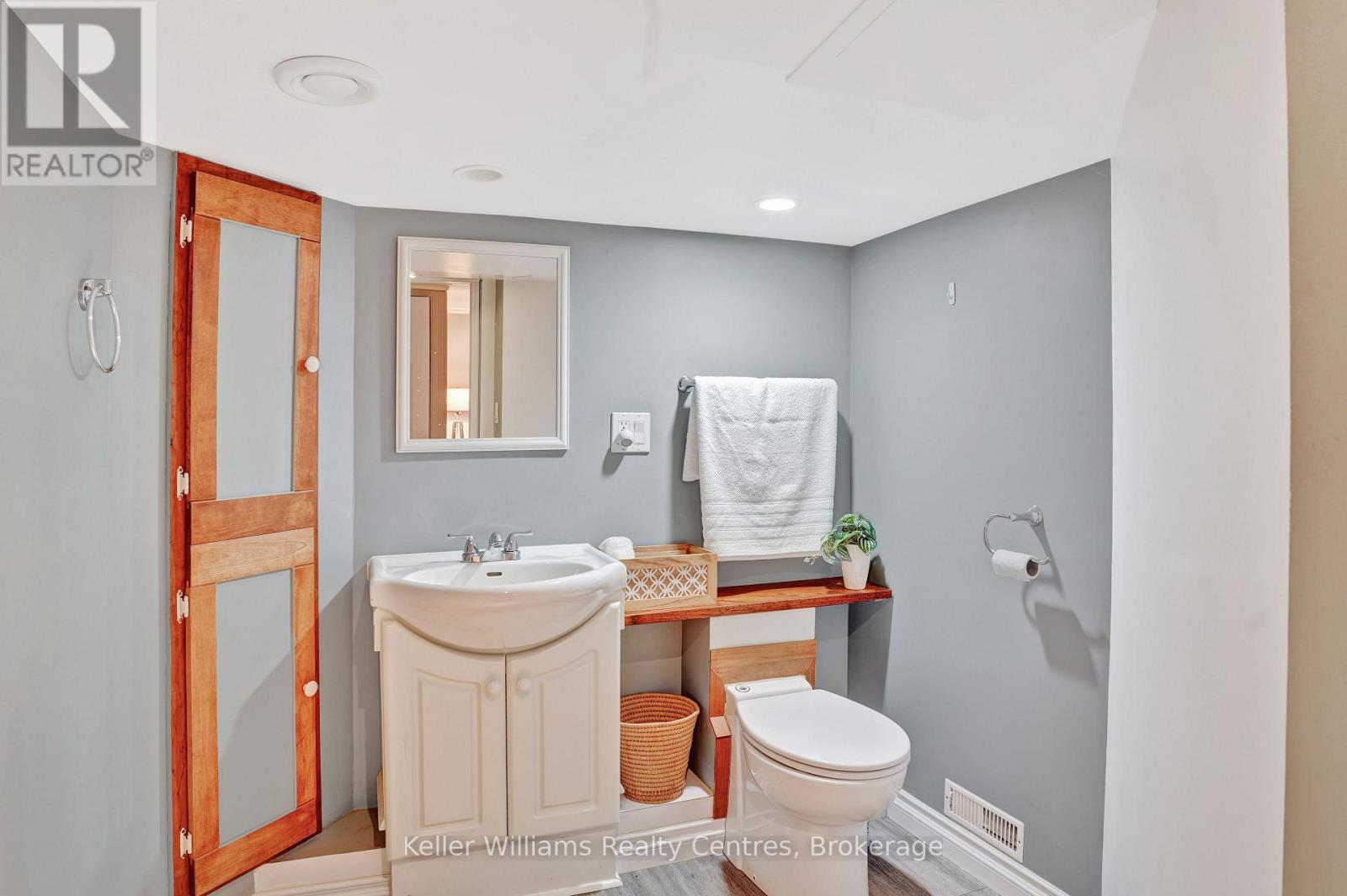 880 16th Street W, Georgian Bluffs, Ontario  N4K 6V5 - Photo 40 - X13466252