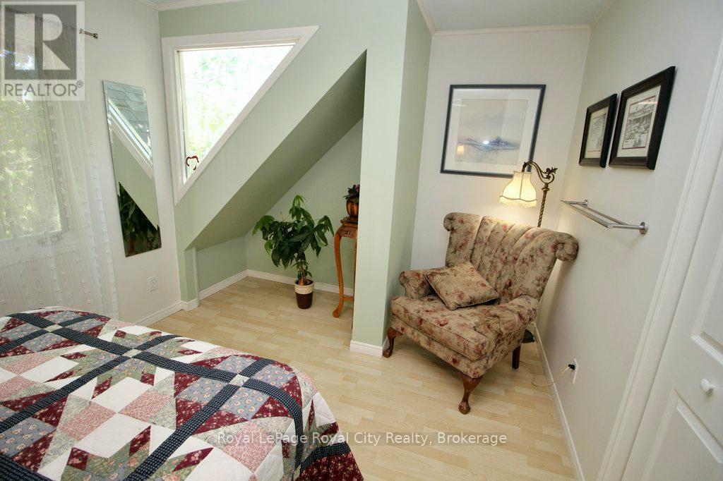 11 Shoreline Drive, Northern Bruce Peninsula, Ontario  N0H 1Z0 - Photo 25 - X13466318