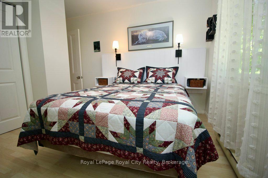 11 Shoreline Drive, Northern Bruce Peninsula, Ontario  N0H 1Z0 - Photo 26 - X13466318