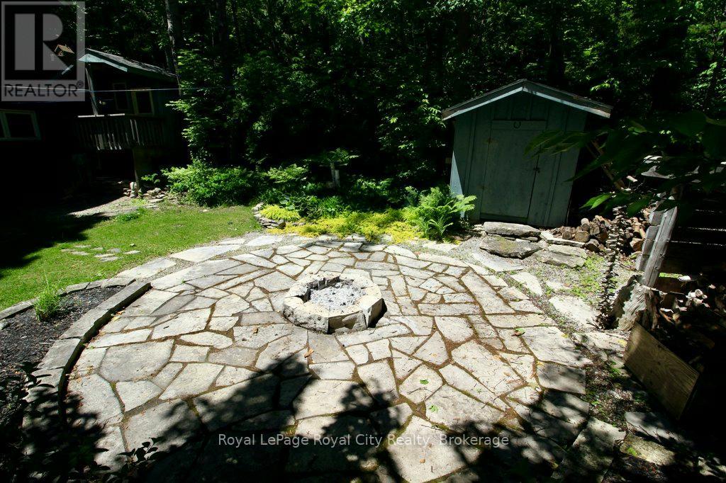 11 Shoreline Drive, Northern Bruce Peninsula, Ontario  N0H 1Z0 - Photo 39 - X13466318