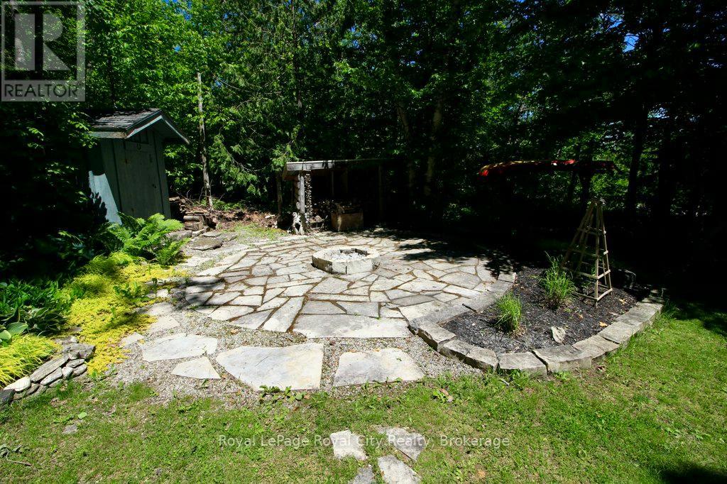 11 Shoreline Drive, Northern Bruce Peninsula, Ontario  N0H 1Z0 - Photo 40 - X13466318
