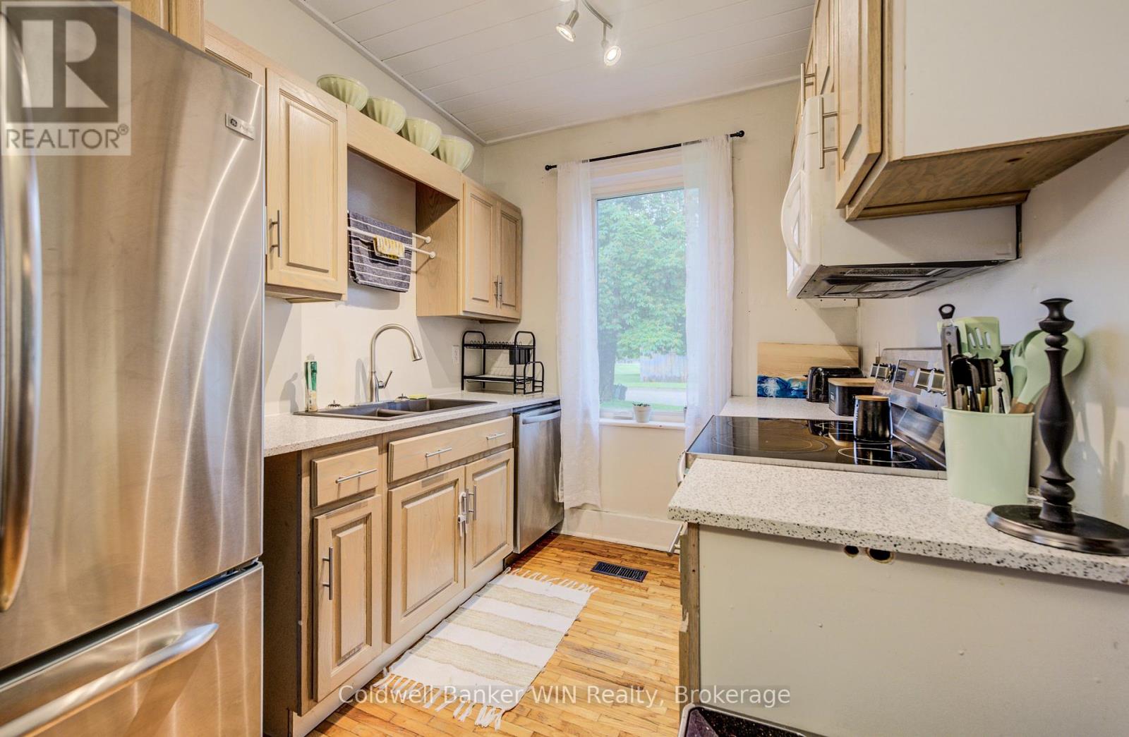 455 Durham Street W, Wellington North, Ontario  N0G 2L1 - Photo 12 - X13466350