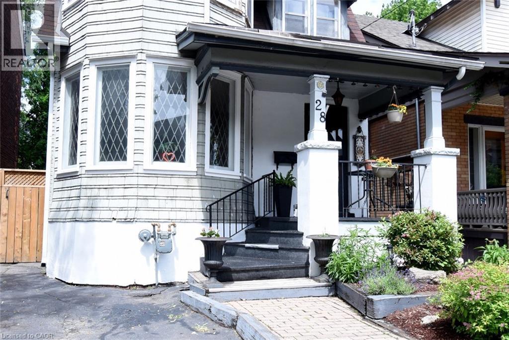28 St Clair Avenue, Hamilton, Ontario  L8M 2N3 - Photo 2 - 40841321