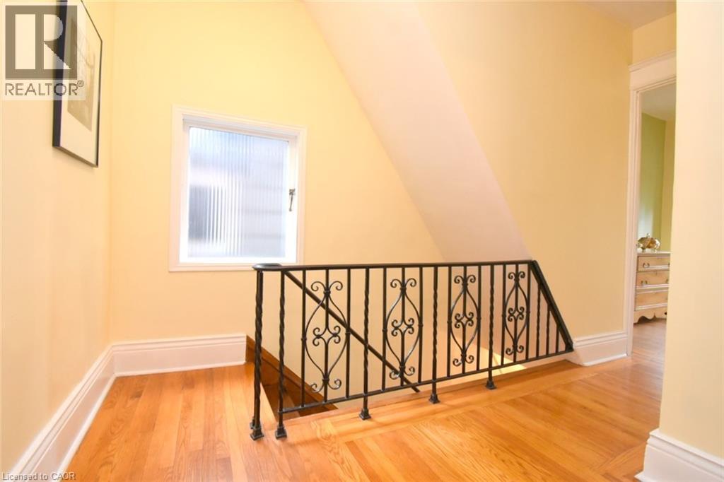 28 St Clair Avenue, Hamilton, Ontario  L8M 2N3 - Photo 23 - 40841321