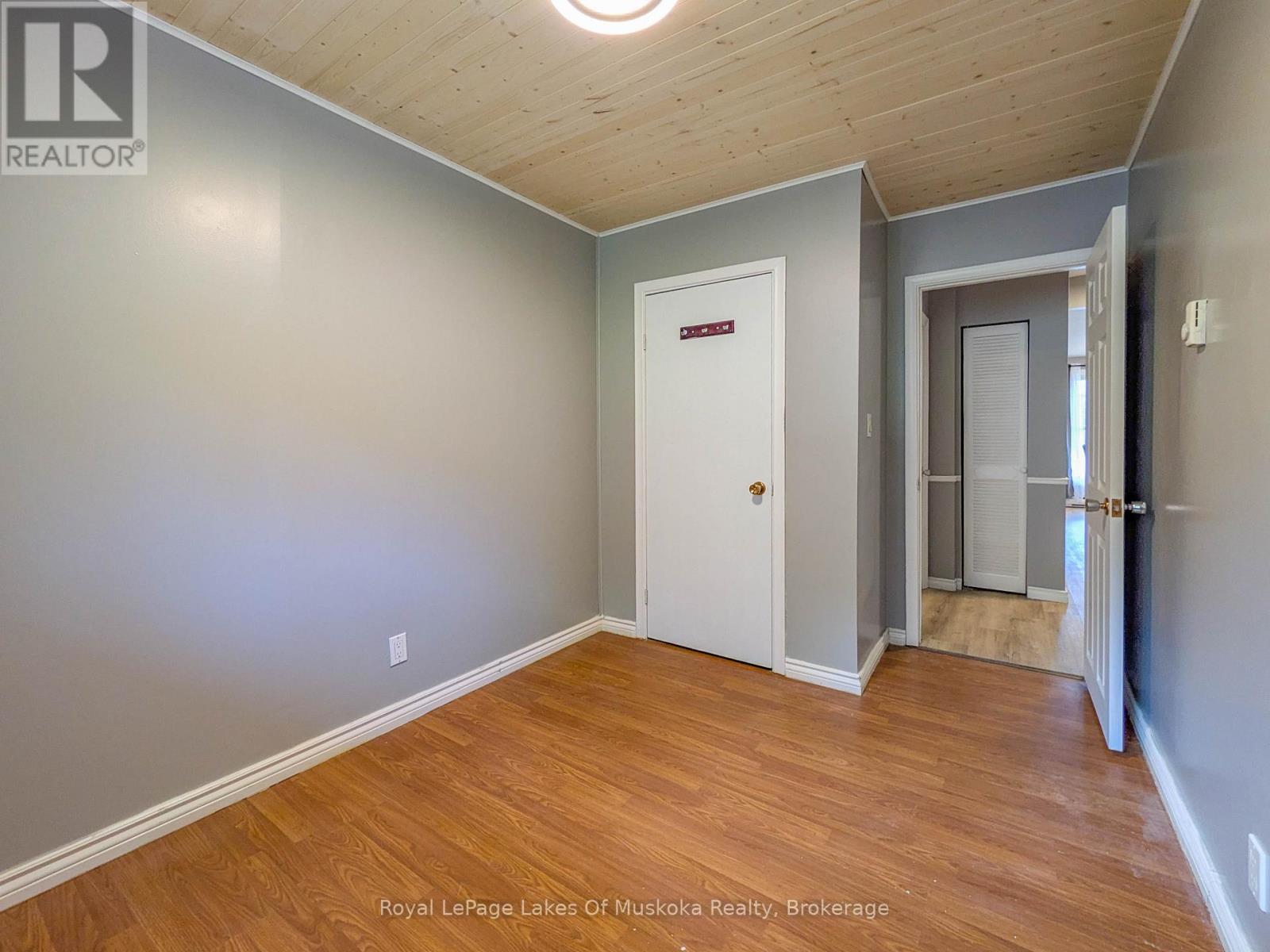 12 Valley Drive, Bracebridge, Ontario  P1L 1B8 - Photo 17 - X13466432