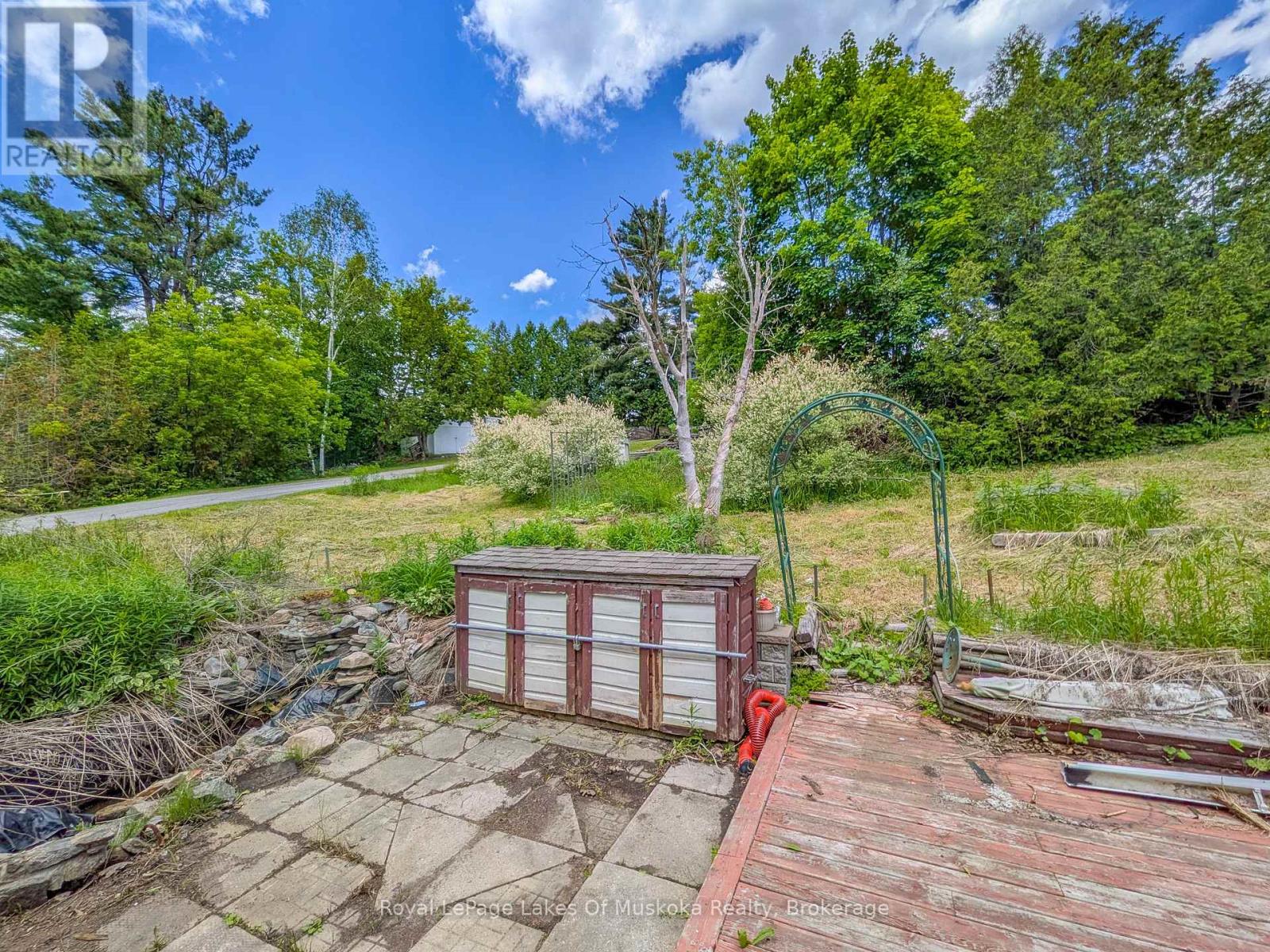12 Valley Drive, Bracebridge, Ontario  P1L 1B8 - Photo 6 - X13466432