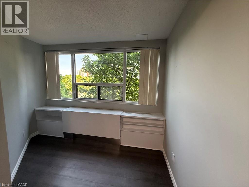 20 E Ellen Street E Unit# 404, Kitchener, Ontario  N2H 6R7 - Photo 11 - 40837182