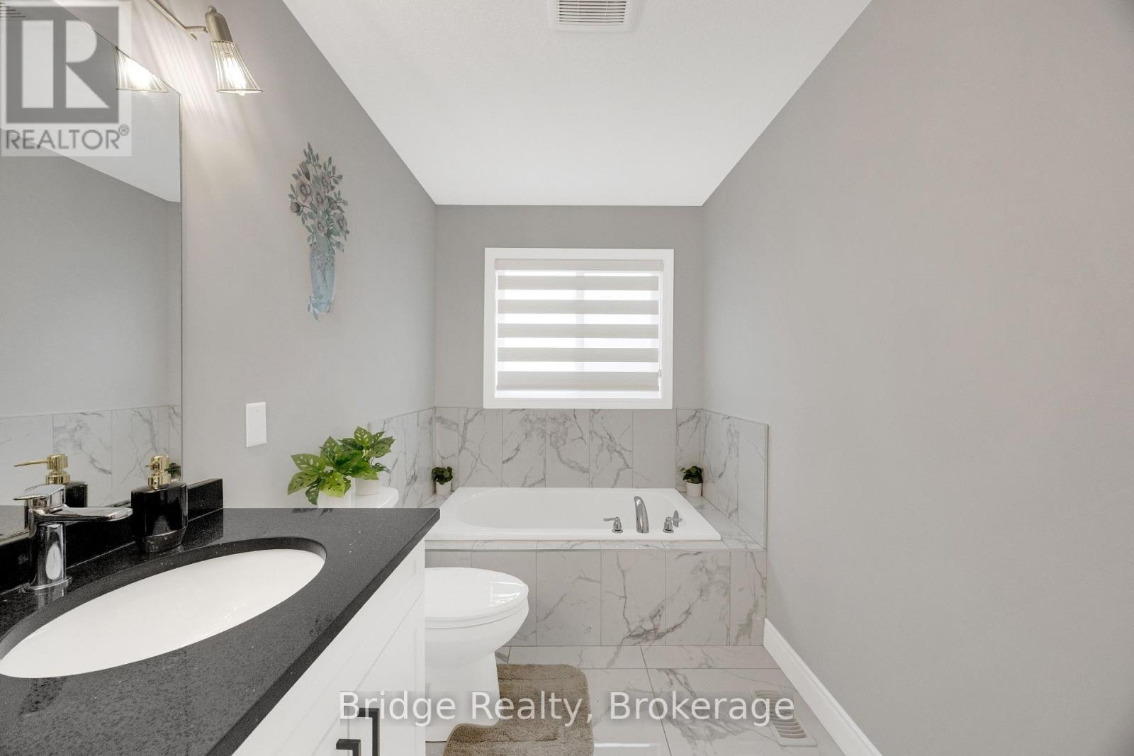 2832 Doyle Drive, London South, Ontario  N6M 0G7 - Photo 33 - X13466674